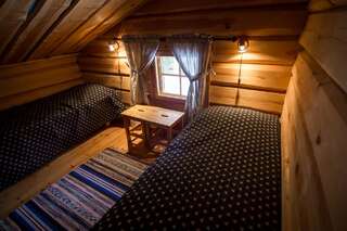 Лоджи Arctic Circle Wilderness Resort Викаярви Трехместный номер с собственной ванной комнатой-7